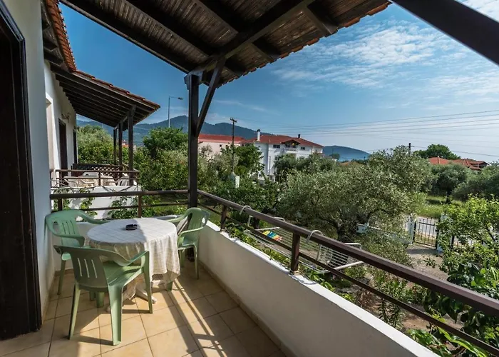 Olive Studios And Apartments